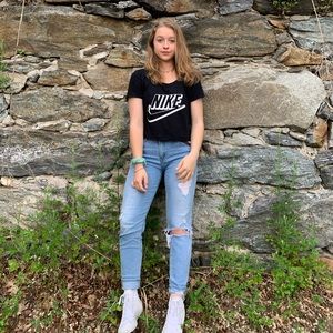 Meet your Posher, Isabella